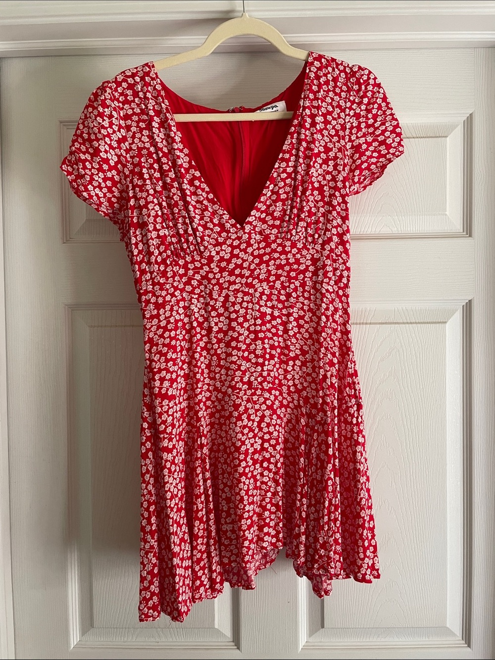 Showpo Red Floral V-Neck Short Sleeve Mini Dress